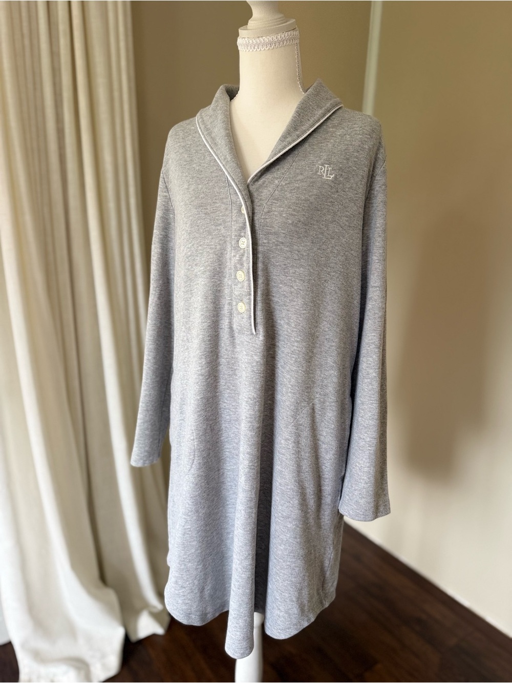 Lauren Ralph Lauren Light Gray Button Nightgown Long Pajamas White Piping M - Picture 2 of 7